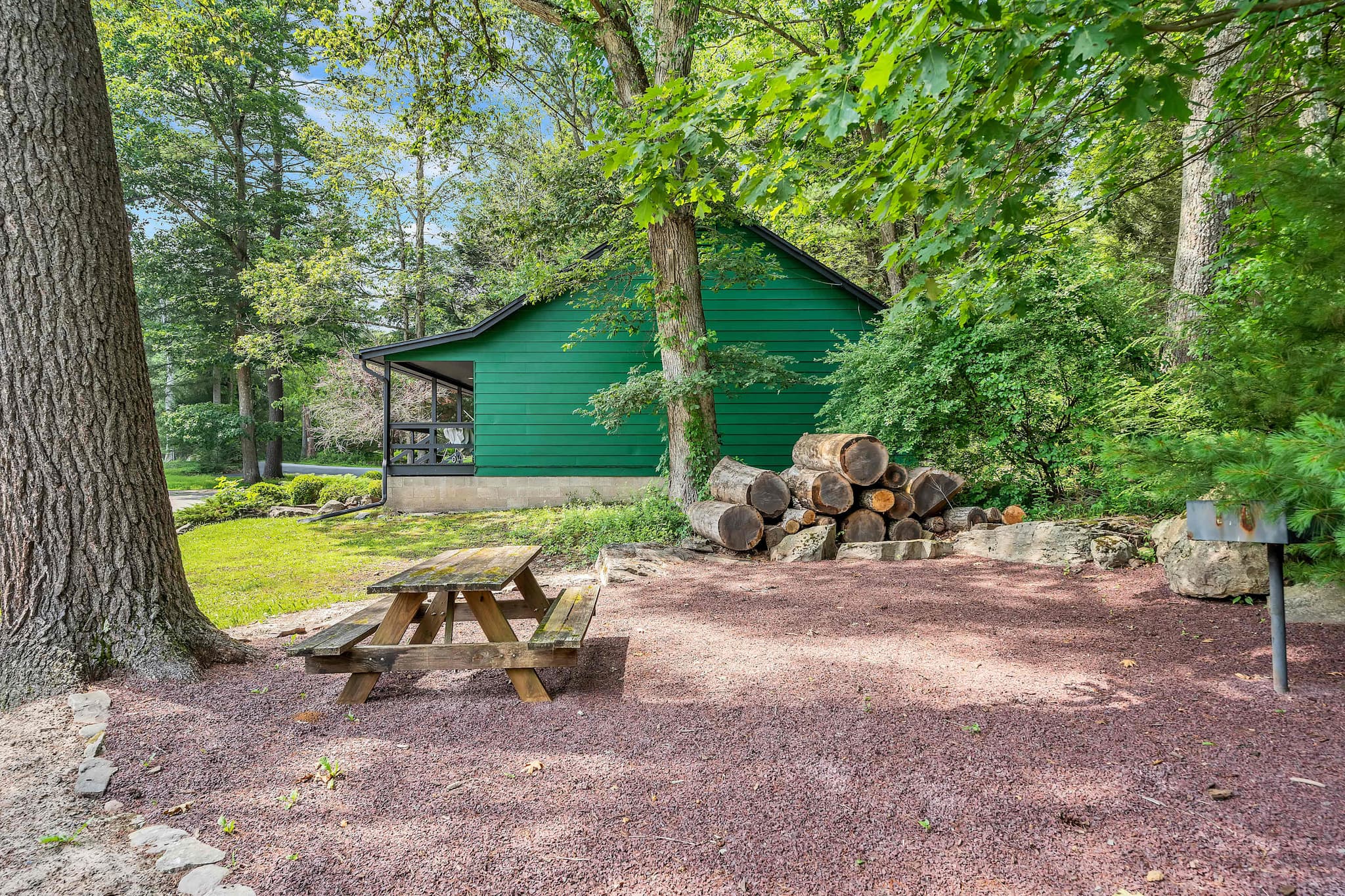 Vaulted Pine Pocono Modern | Firepits | Pickleball