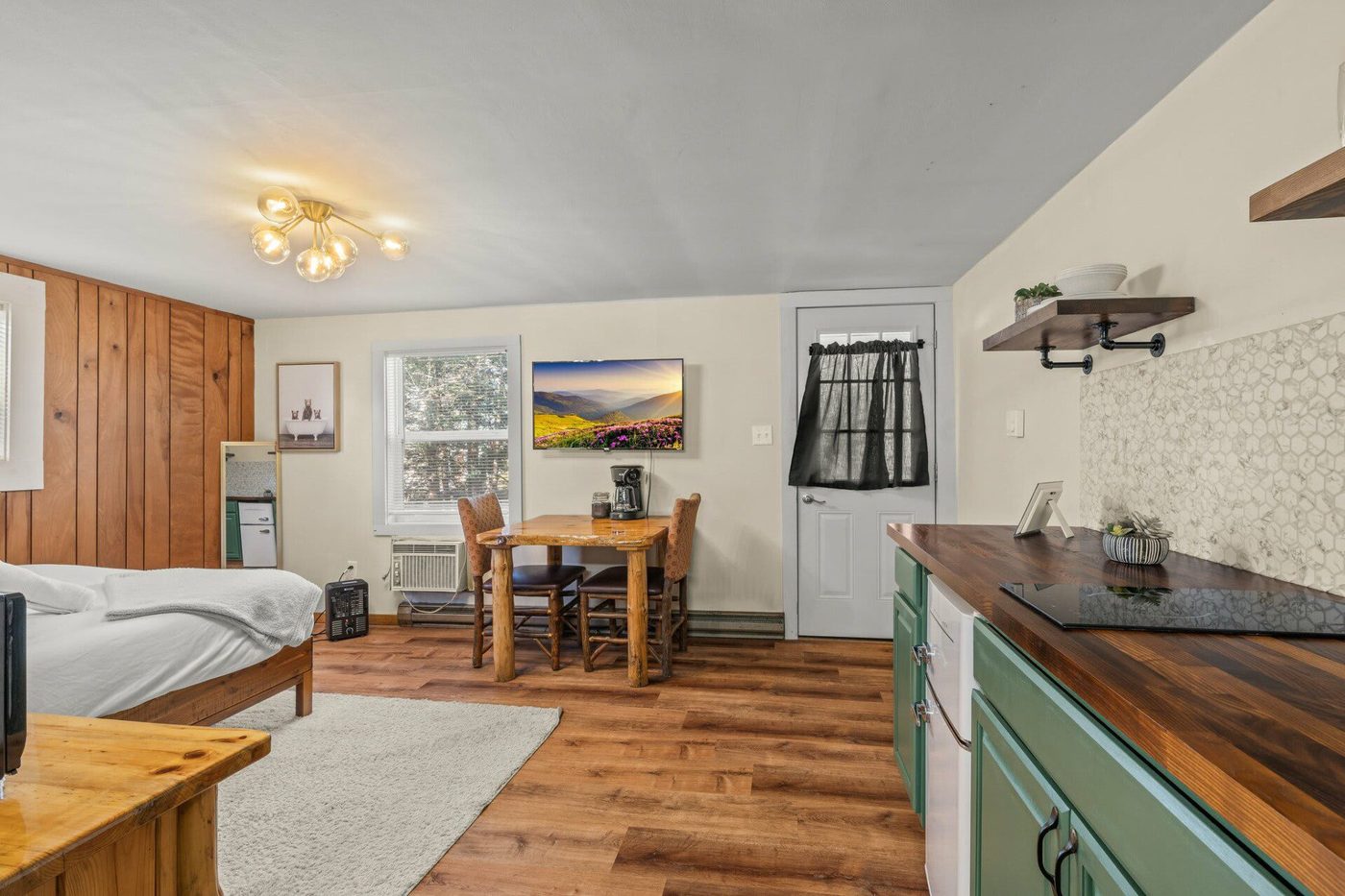 Elements Resort cabin