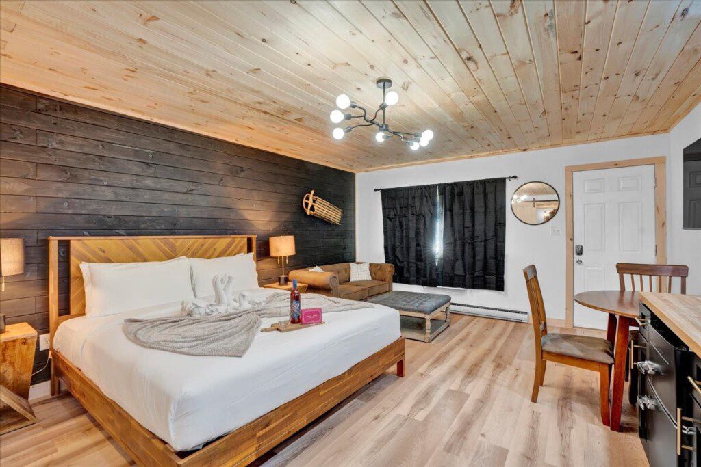 original 1029353356978630145 1785550974