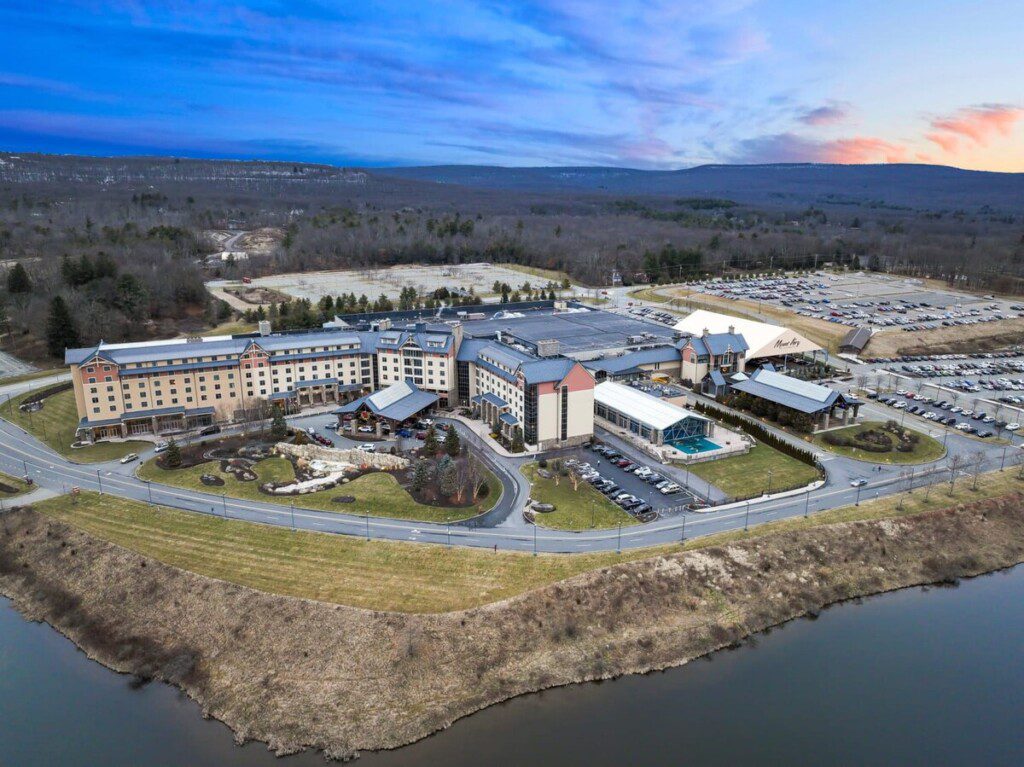 original 789378065348195761 1576128746