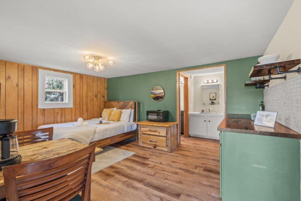 original 791330424802143512 1598157185