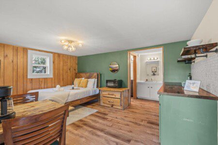 original 791330424802143512 1598157185